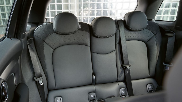 MINI Hatch 5 portes – intérieur – finition standard 