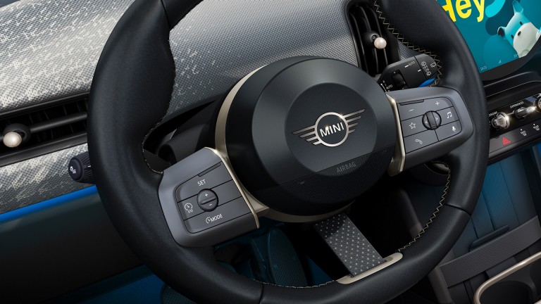 MINI Cooper 5 Portes - intérieur - volant d'origine